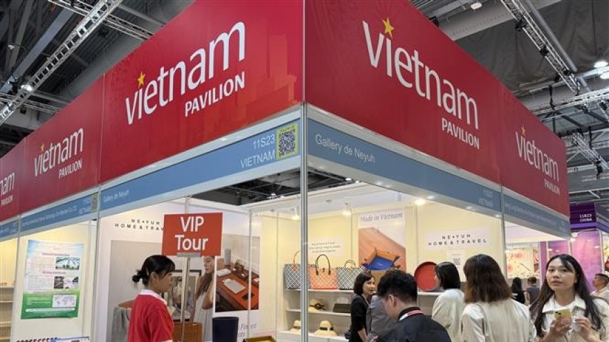 “Made-in-Vietnam” products shine at Global Sources Trade Show in Hong Kong